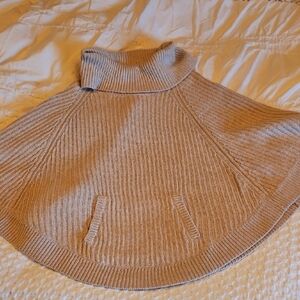 Cozy Tan Calvin Klein Turtleneck Poncho M/lg